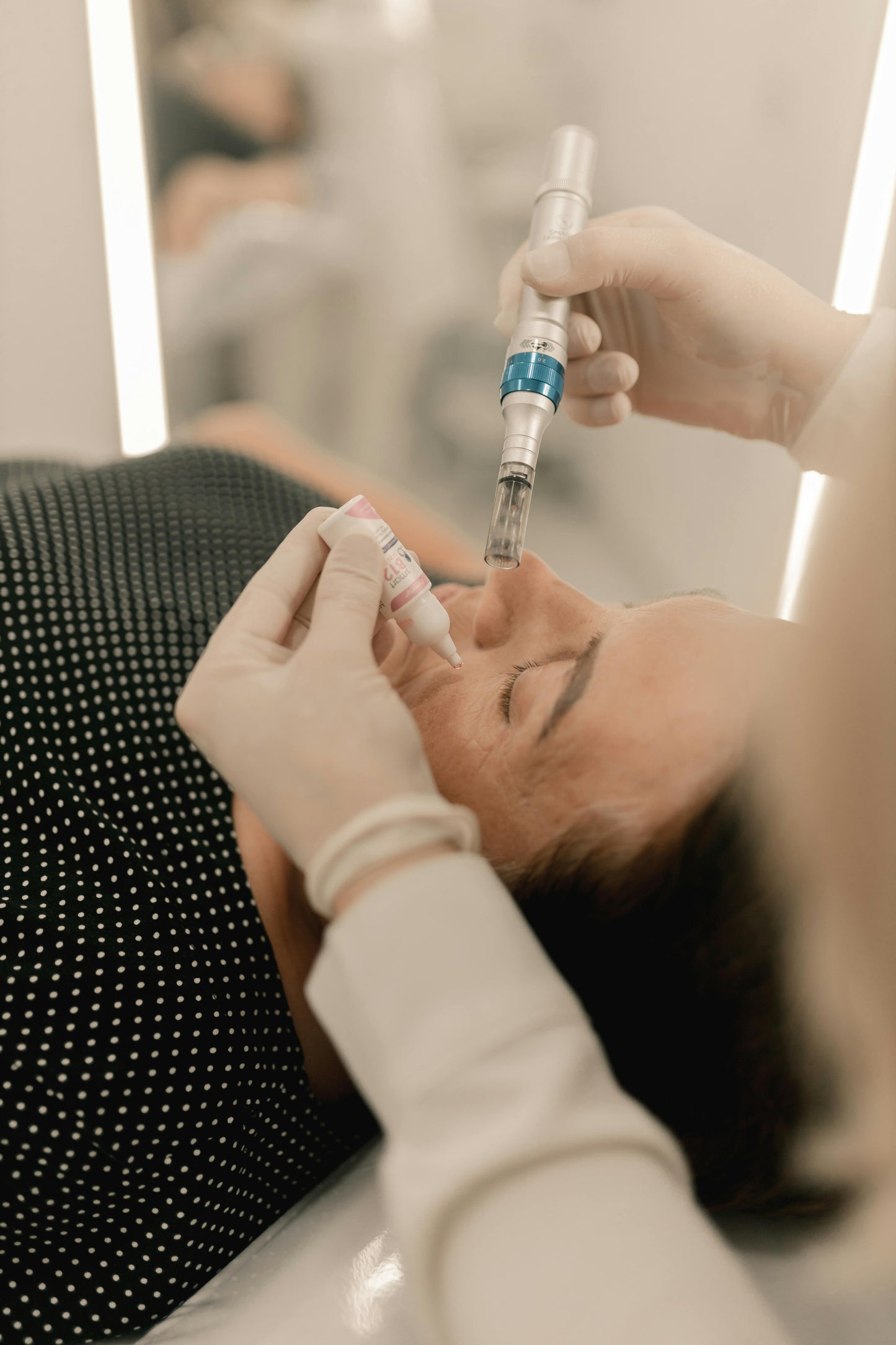 Microagujas con Ácido Hialurónico
